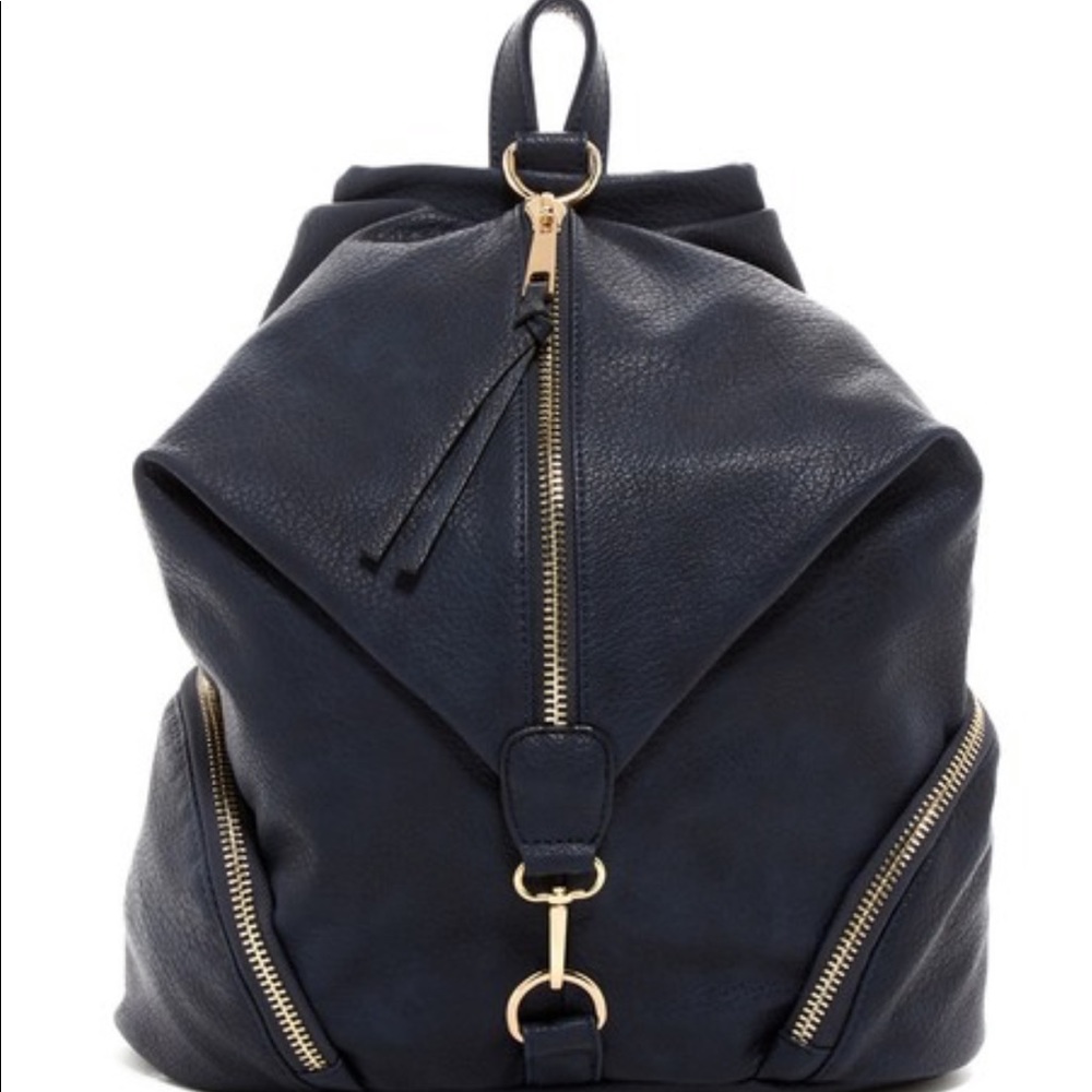 Beautiful Sondra Roberts backpack purse.